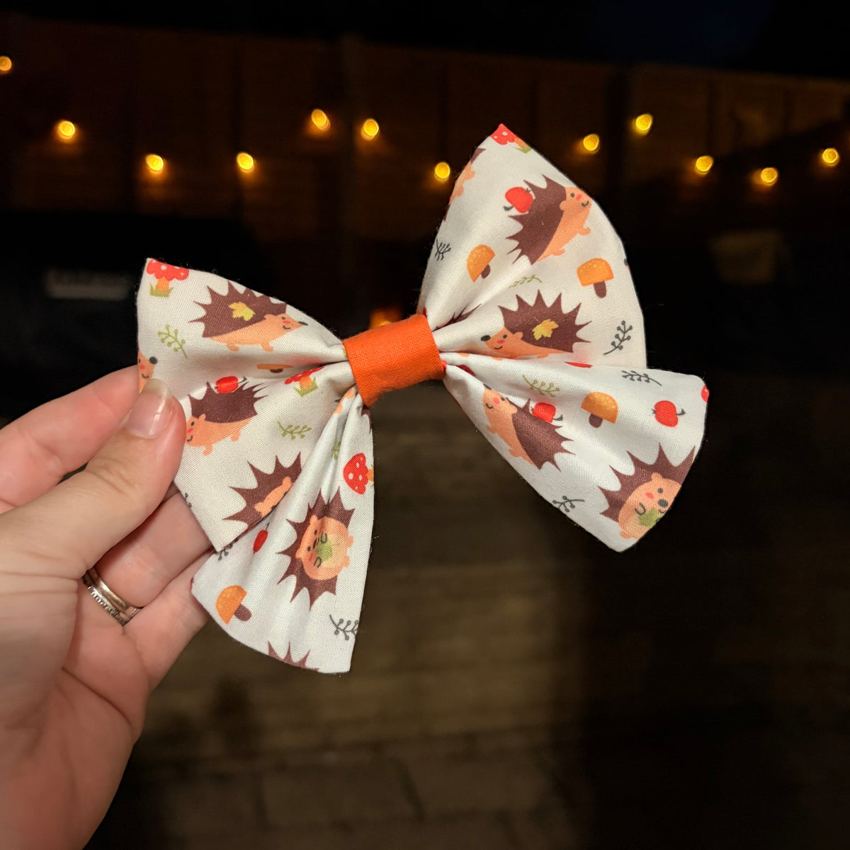 Hedgehog Print Sailor Bow